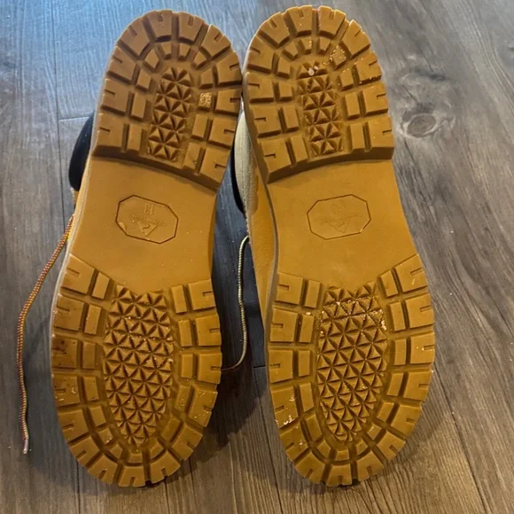 Ozark Trail Men's Yellow and Black Boots. 13. Like New!! - Picture 6 of 6